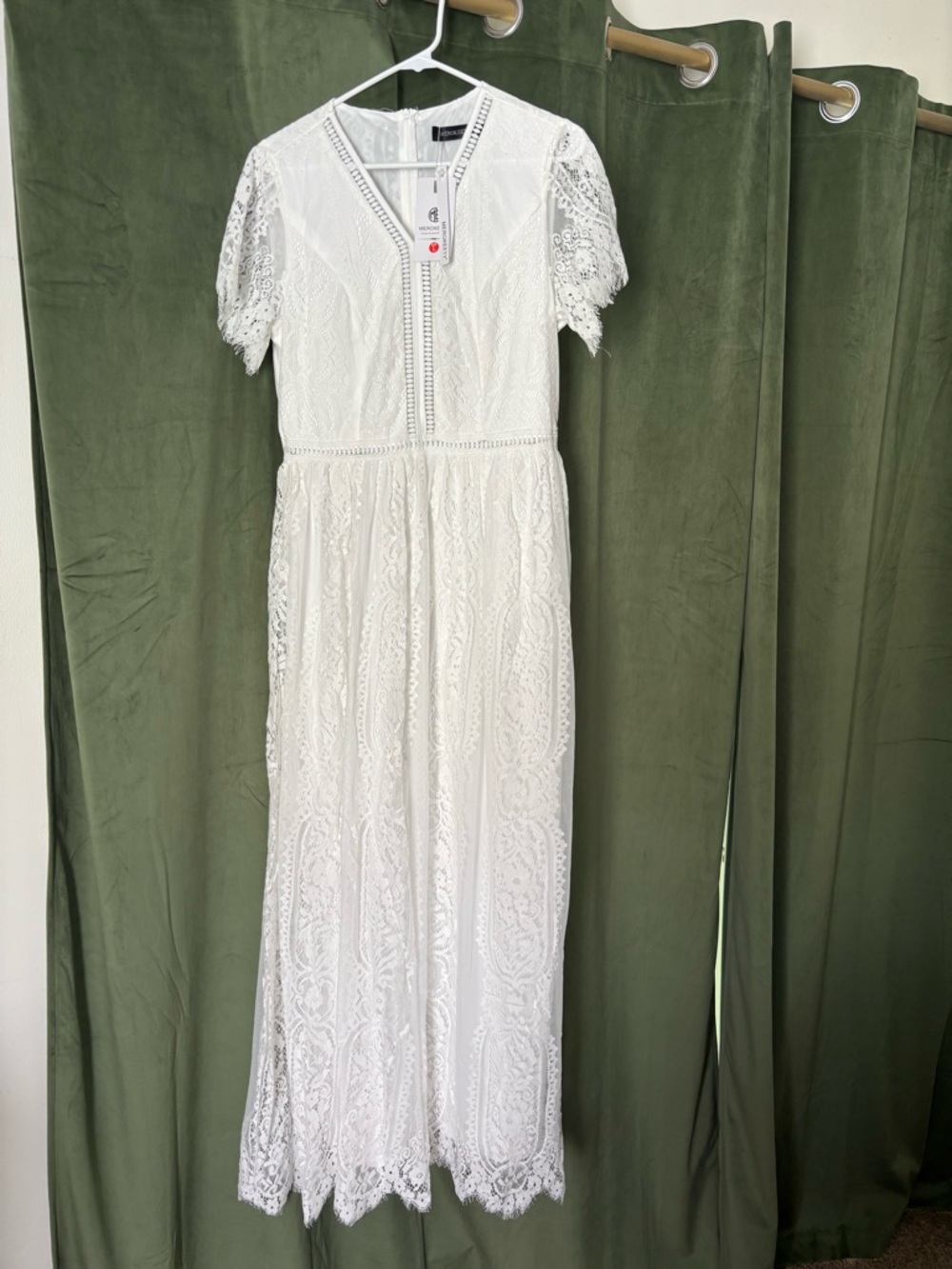 Lace V-Neck Midi Dress in White - Picture 2 of 3